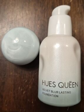 Velvet Blur Lasting Foundation - Pale Mint